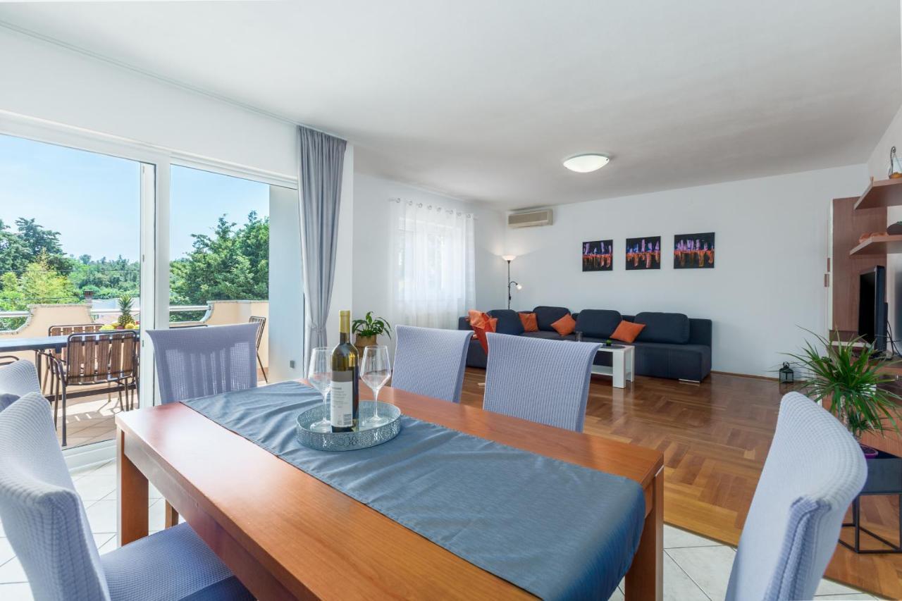 Apartments Emil Pula Exterior photo